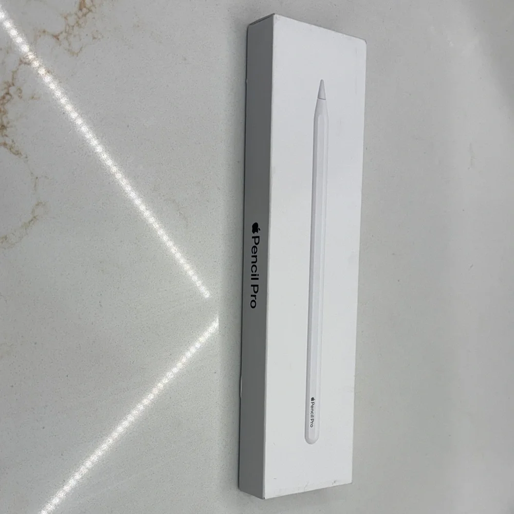 Apple Pencil Pro in Sleek White